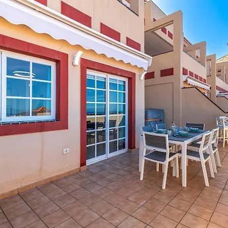 Bright With Sea And Montain View At Cristianos Lägenhet