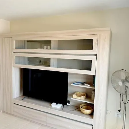 Bright With Sea And Montain View At Cristianos Apartamento