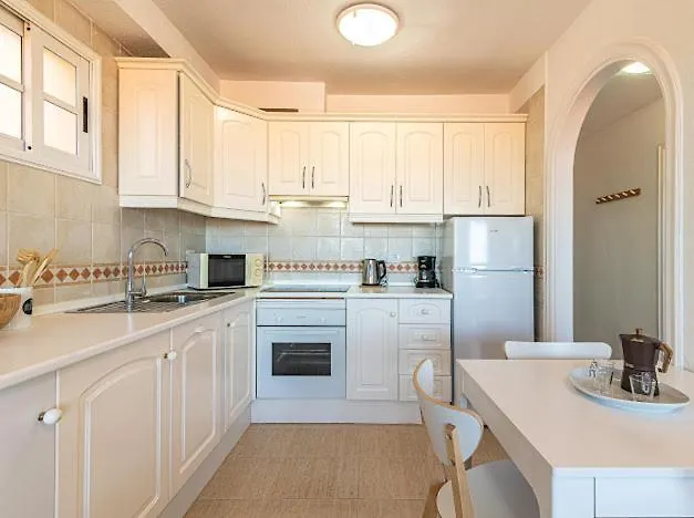 Bright With Sea And Montain View At Cristianos Apartment Los Cristianos (Tenerife)