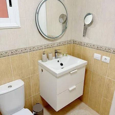 Apartment Bright With Sea And Montain View At Cristianos